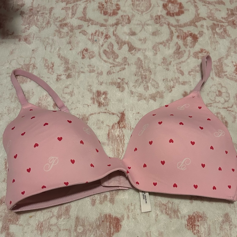 34C PINK Victoria’s Secret T-shirt bra